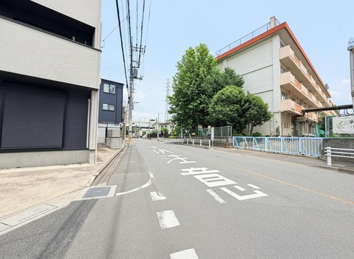 さいたま市南区文蔵５丁目中古戸建 現地写真（前面道路含む現地写真）