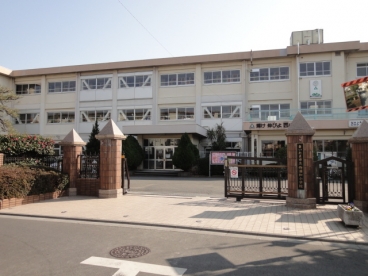 さいたま市南区四谷３丁目新築戸建　全3棟　3号棟 小学校
