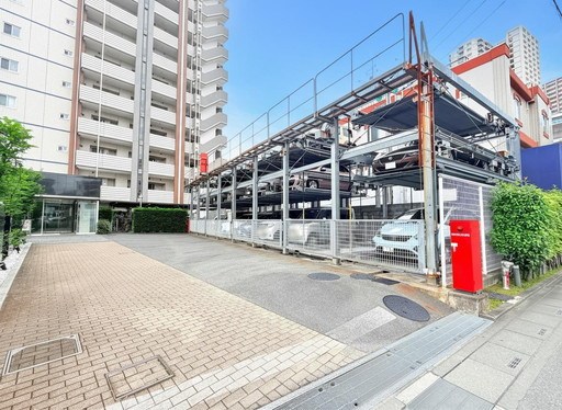 センチュリー武蔵浦和 共用部写真（駐車場）