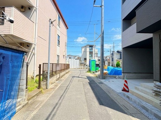 さいたま市南区四谷３丁目新築戸建　全3棟　1号棟 現地写真（前面道路含む現地写真）