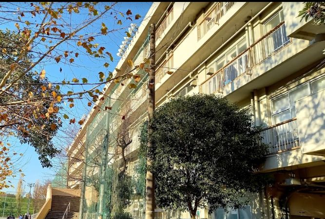 さいたま市南区四谷３丁目新築戸建　全3棟　1号棟 中学校