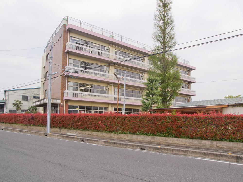 コンファーレ戸田公園 小学校