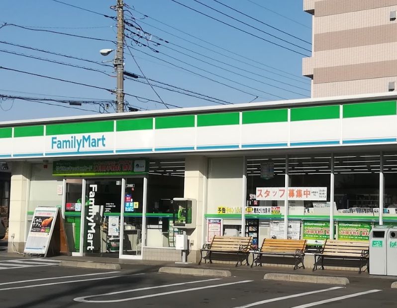ラミーユ浦和ハイライズセカンドキャッスル コンビニ