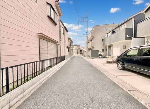 さいたま市桜区栄和6丁目中古戸建 現地写真（前面道路含む現地写真）