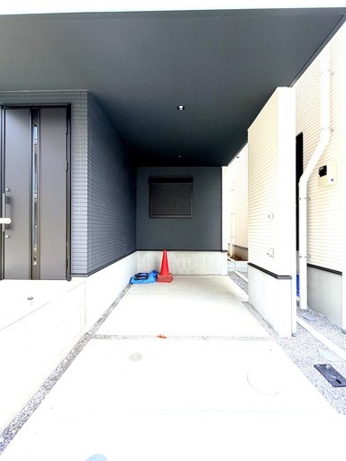 さいたま市南区鹿手袋１丁目新築戸建　全2棟　2号棟 現地写真（駐車場）