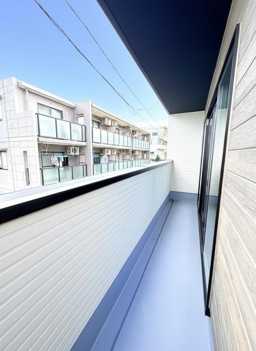 さいたま市南区鹿手袋１丁目新築戸建　全2棟　1号棟 現地写真（バルコニー）