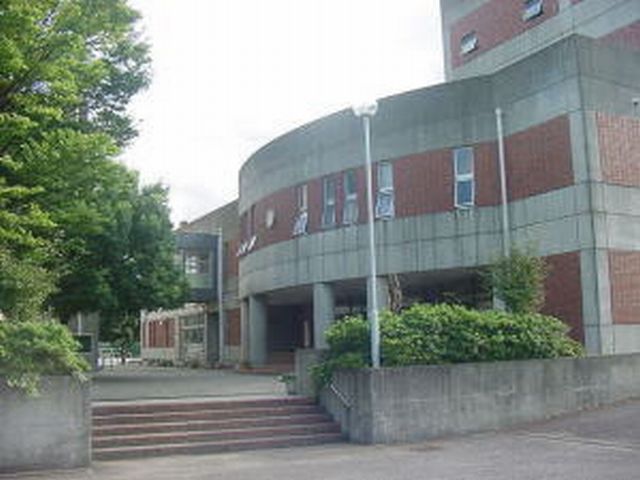 さいたま市中央区八王子３丁目新築戸建　全1棟 中学校
