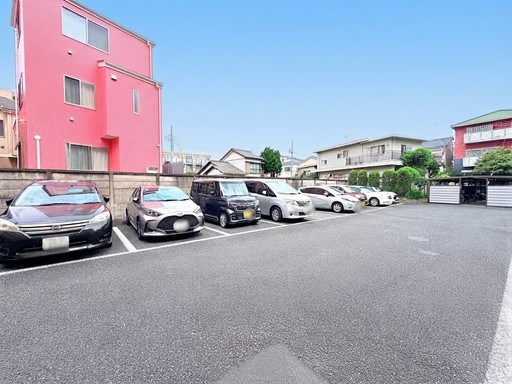 武蔵浦和第２ローヤルコーポ 共用部写真（駐車場）
