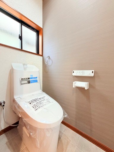 戸田市下前２丁目中古戸建 内観写真（トイレ）