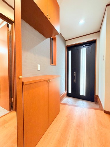 戸田市下前２丁目中古戸建 現地写真（玄関）