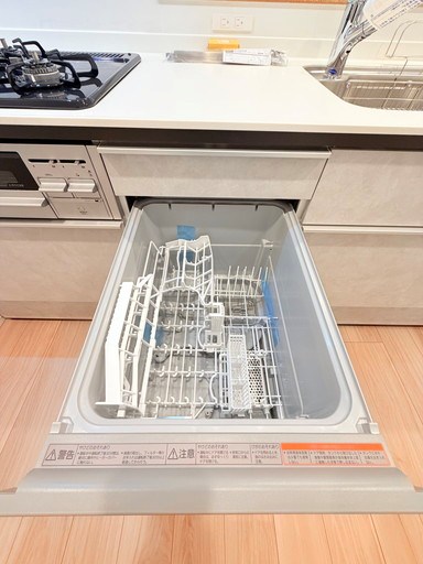 ラミーユ浦和ハイライズファーストキャッスル 内観写真（キッチン）
