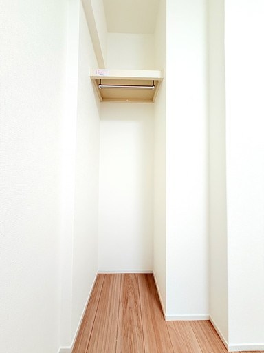 ラミーユ浦和ハイライズファーストキャッスル 内観写真（収納）