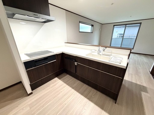 蕨市北町４丁目新築戸建　全1棟 内観写真（キッチン）