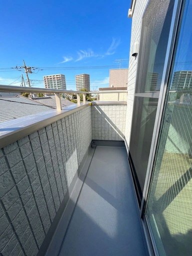 蕨市北町４丁目新築戸建　全1棟 現地写真（バルコニー）