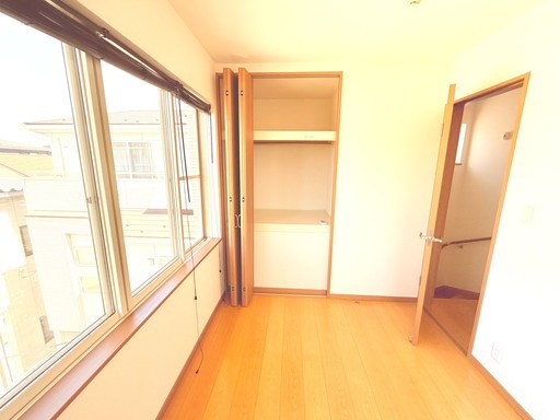 戸田市喜沢2丁目 中古戸建 内観写真（収納）