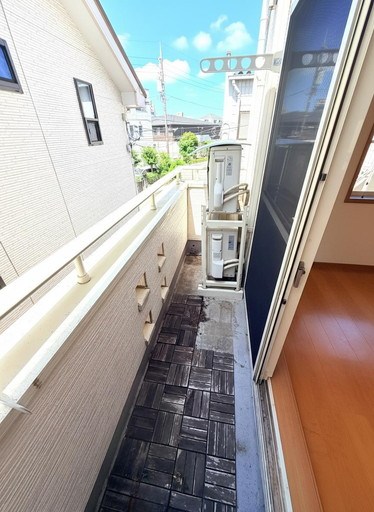 戸田市喜沢2丁目 中古戸建 現地写真（バルコニー）