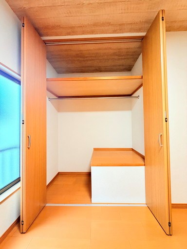 さいたま市浦和区上木崎６丁目中古戸建 内観写真（収納）