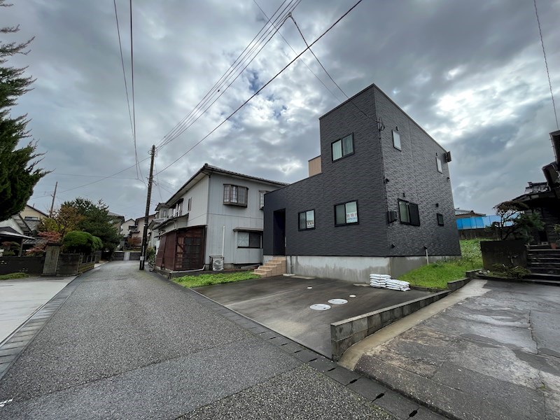五十嵐2の町中古住宅 外観写真