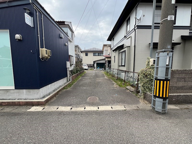 新石山3売地 その他