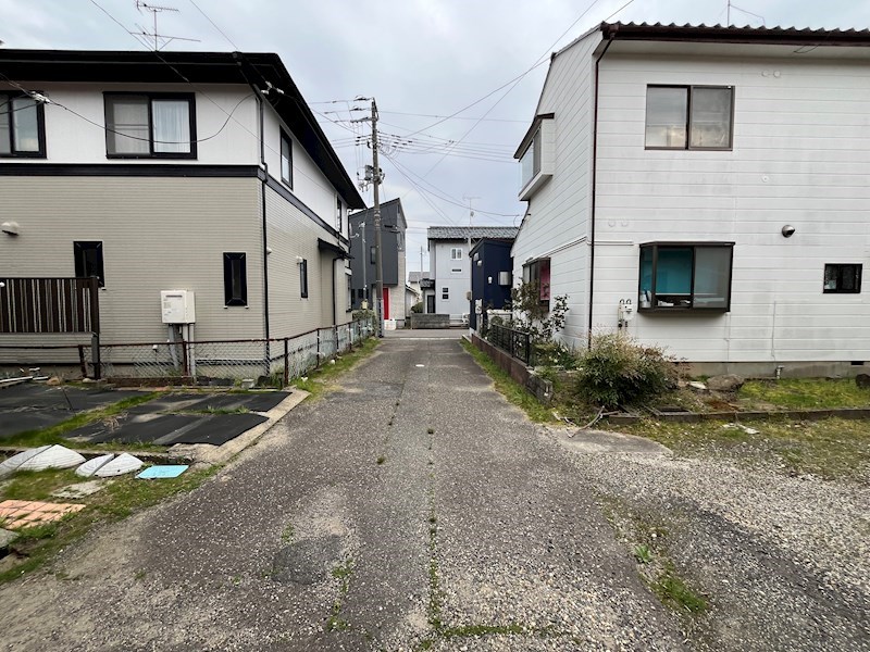 新石山3売地 その他