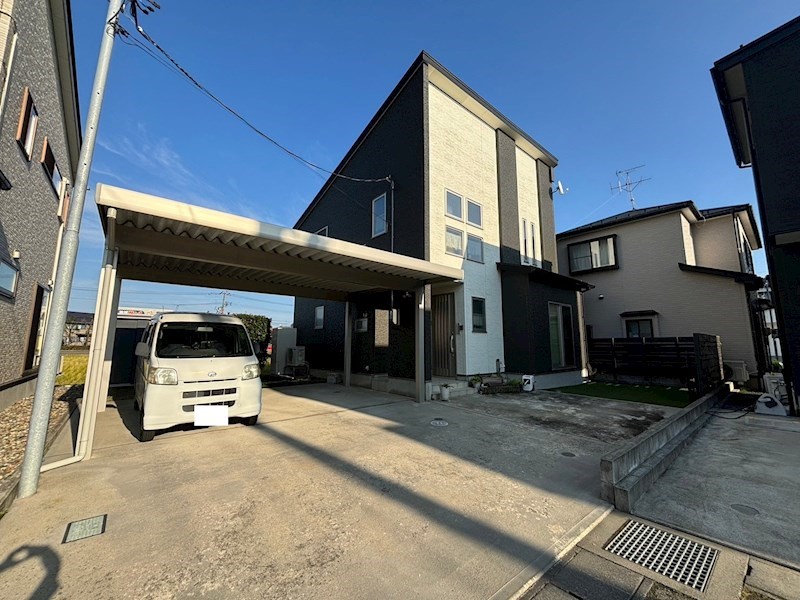 西区鳥原中古住宅  外観写真