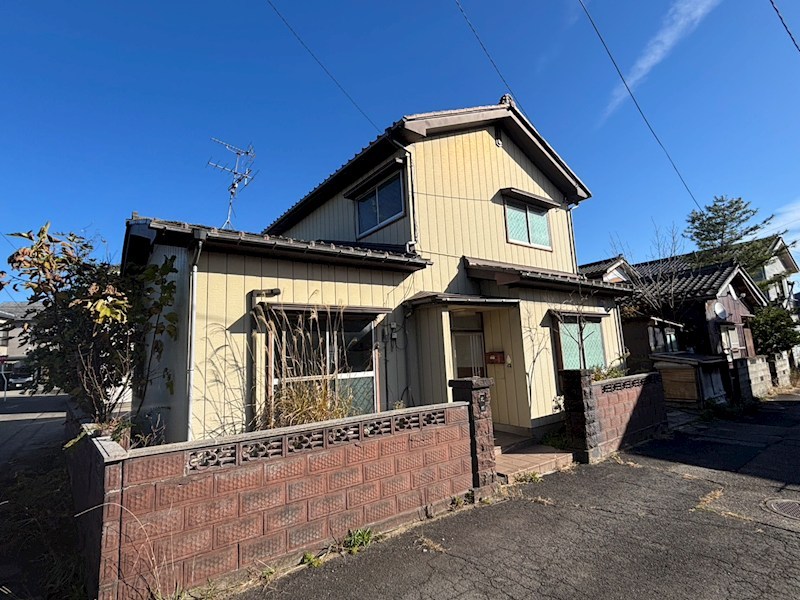 弥彦村矢作中古住宅 外観写真