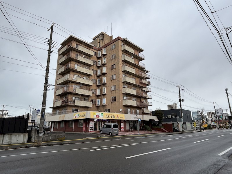 サニーアームス 外観写真