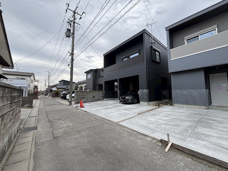 中央区下所島1丁目新築戸建  外観写真