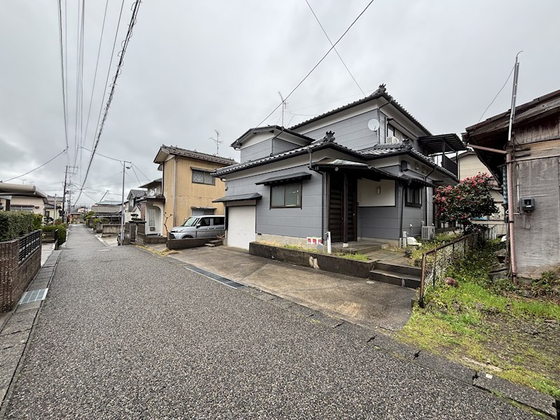 東区物見山4丁目中古住宅 外観写真