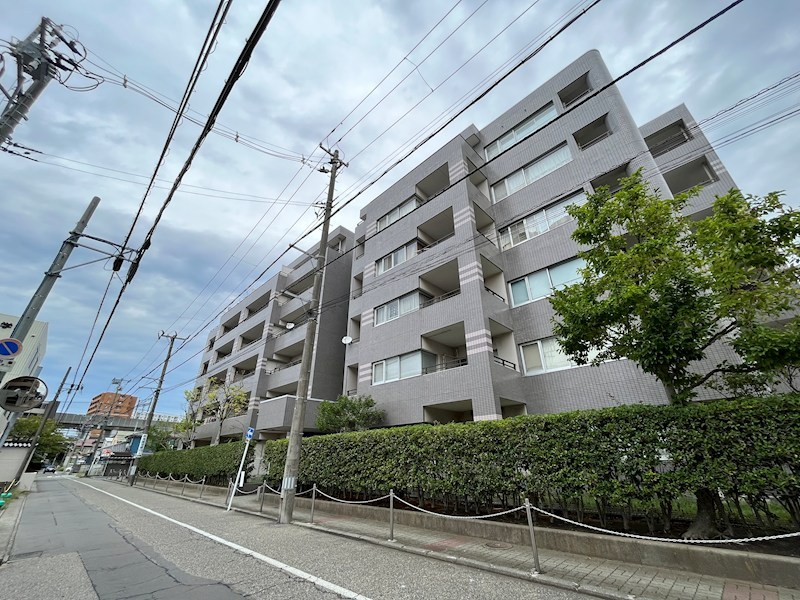 ダイアパレスロイヤルシティ東幸町西棟 外観写真