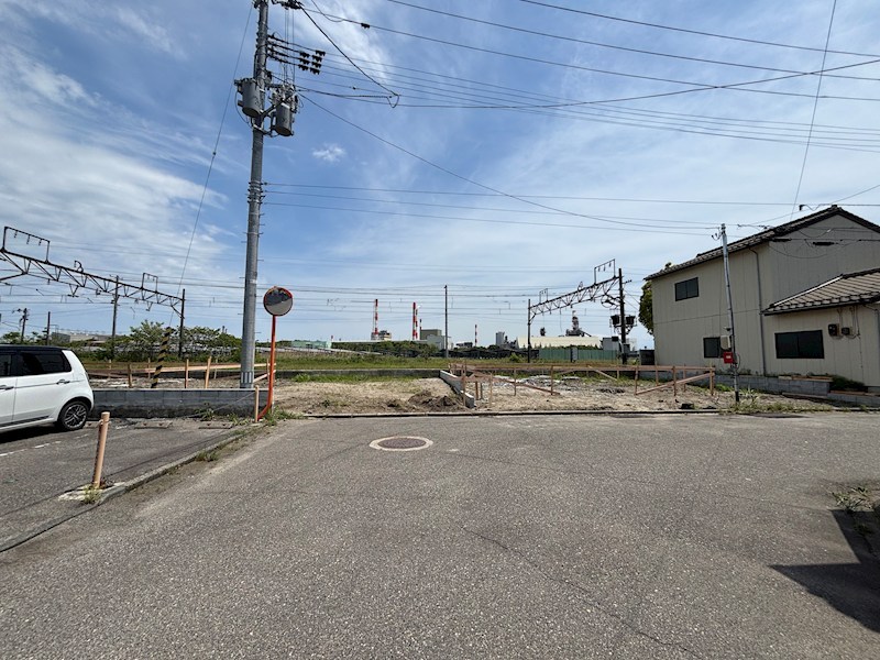 中央区沼垂東新築戸建2 現地写真（前面道路含む現地写真）