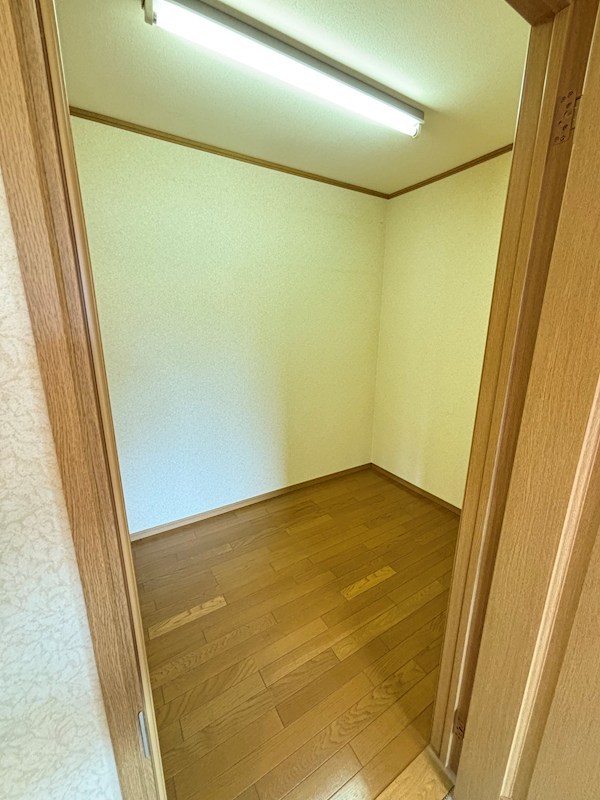 東区新松崎3丁目中古住宅 その他