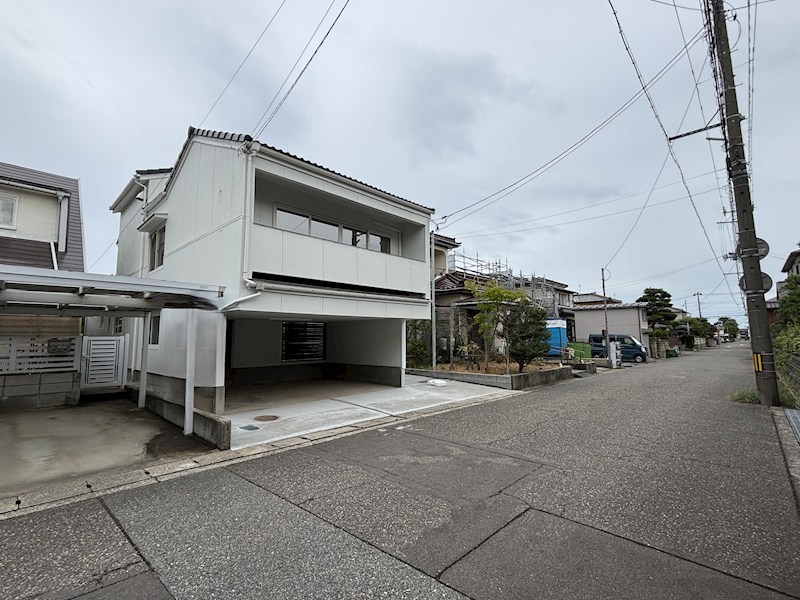 東区白銀2丁目丁目中古住宅  外観写真
