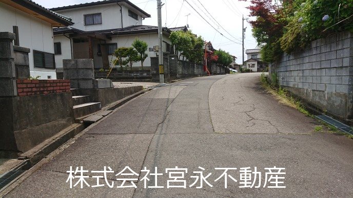 福井市中野２丁目 現地写真（前面道路含む現地写真）