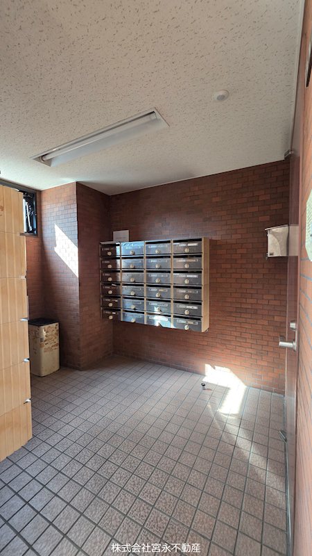 信開ドムス松本　福井市町屋1丁目　区分マンション 共用部写真（エントランス）
