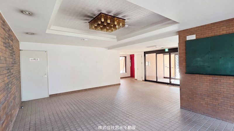 信開ドムス松本　福井市町屋1丁目　区分マンション 共用部写真（エントランス）