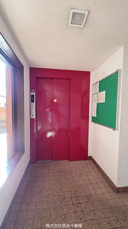 信開ドムス松本　福井市町屋1丁目　区分マンション 共用部写真（エントランス）