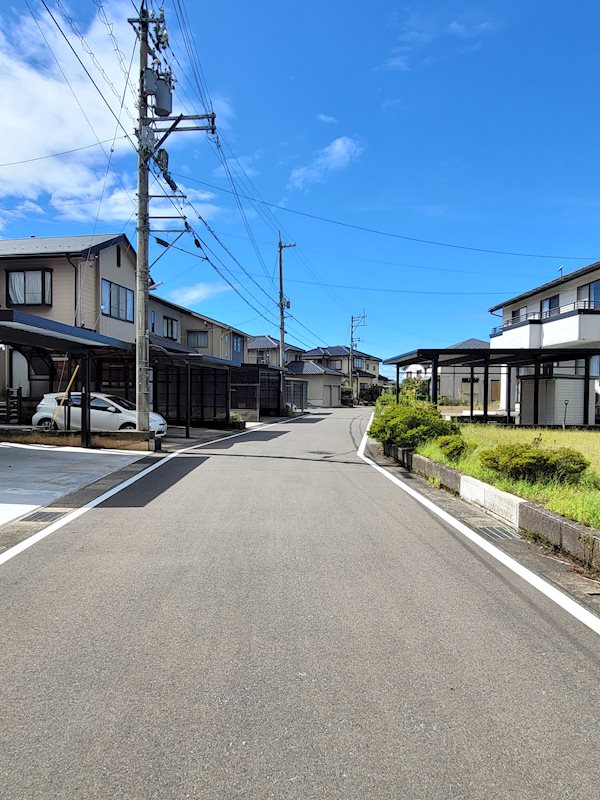 福井市栃泉町　売地 現地写真（前面道路含む現地写真）