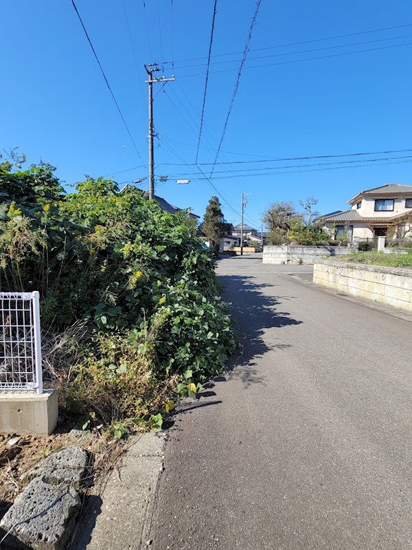 坂井市三国町米ケ脇1丁目　売地 現地写真（前面道路含む現地写真）