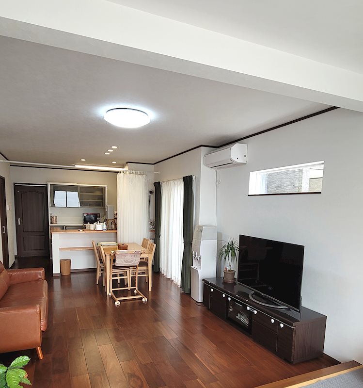 福井市舟橋黒竜1丁目　中古戸建 内観写真（リビング）