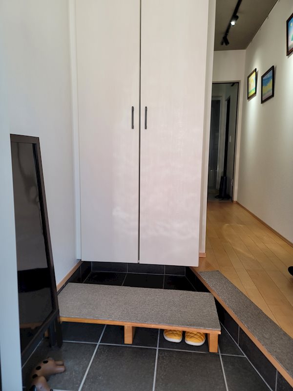 福井市御幸2丁目　中古戸建 現地写真（玄関）