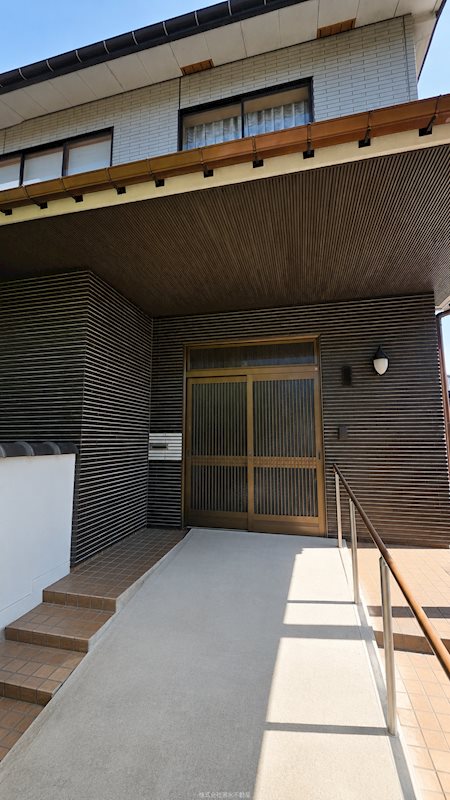 福井市光陽4丁目　中古戸建 現地写真（玄関）