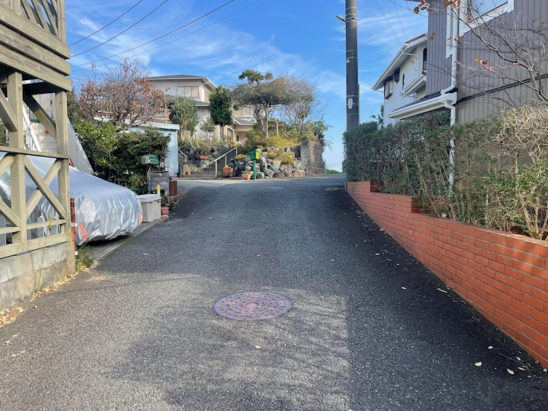 神奈川県藤沢市鵠沼藤が谷３丁目 現地写真（前面道路含む現地写真）