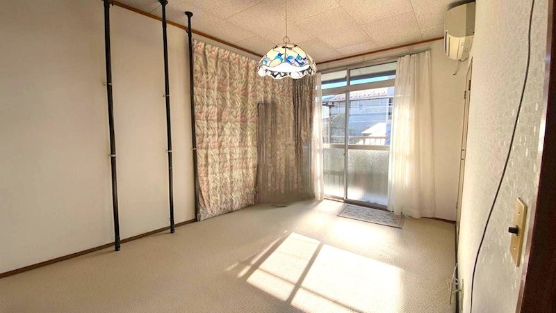 神奈川県中郡二宮町富士見が丘１丁目 内観写真（リビング以外の居室）