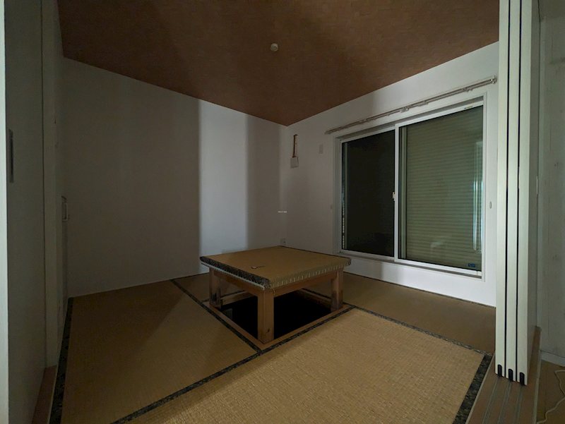 神奈川県座間市南栗原４丁目 内観写真（リビング以外の居室）