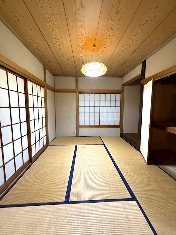 神奈川県平塚市公所 内観写真（リビング以外の居室）