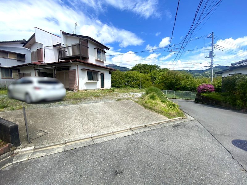 神奈川県秦野市東田原 現地写真（前面道路含む現地写真）