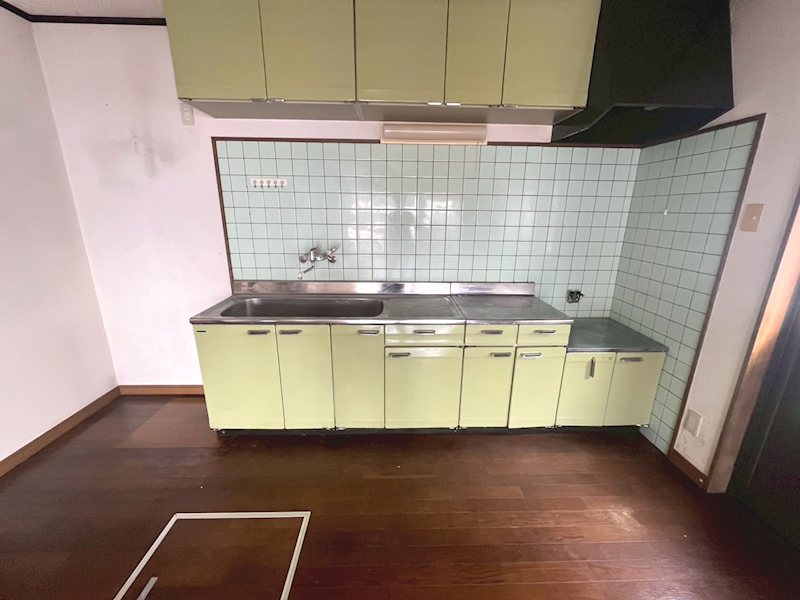 鹿児島県鹿屋市旭原町 内観写真（キッチン）