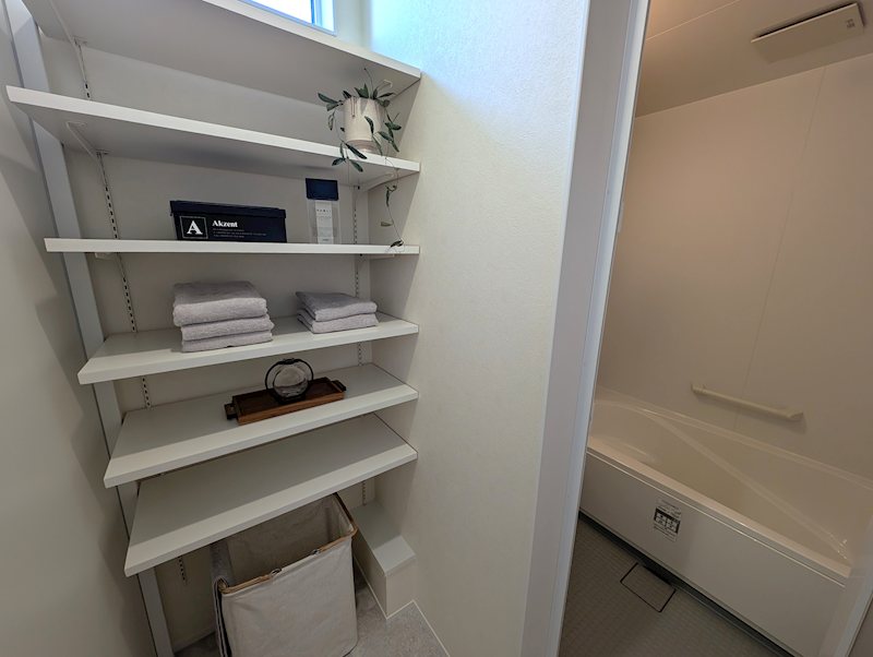 【モデルハウス】■稲田4950万円新築建売■佐野小学校エリア♪ 内観写真（収納）
