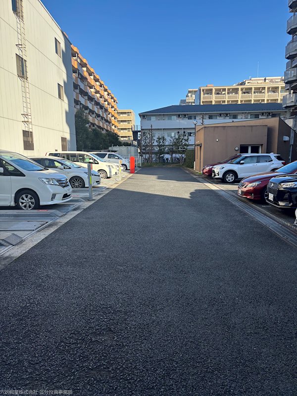 イトーピア原木中山 共用部写真（駐車場）